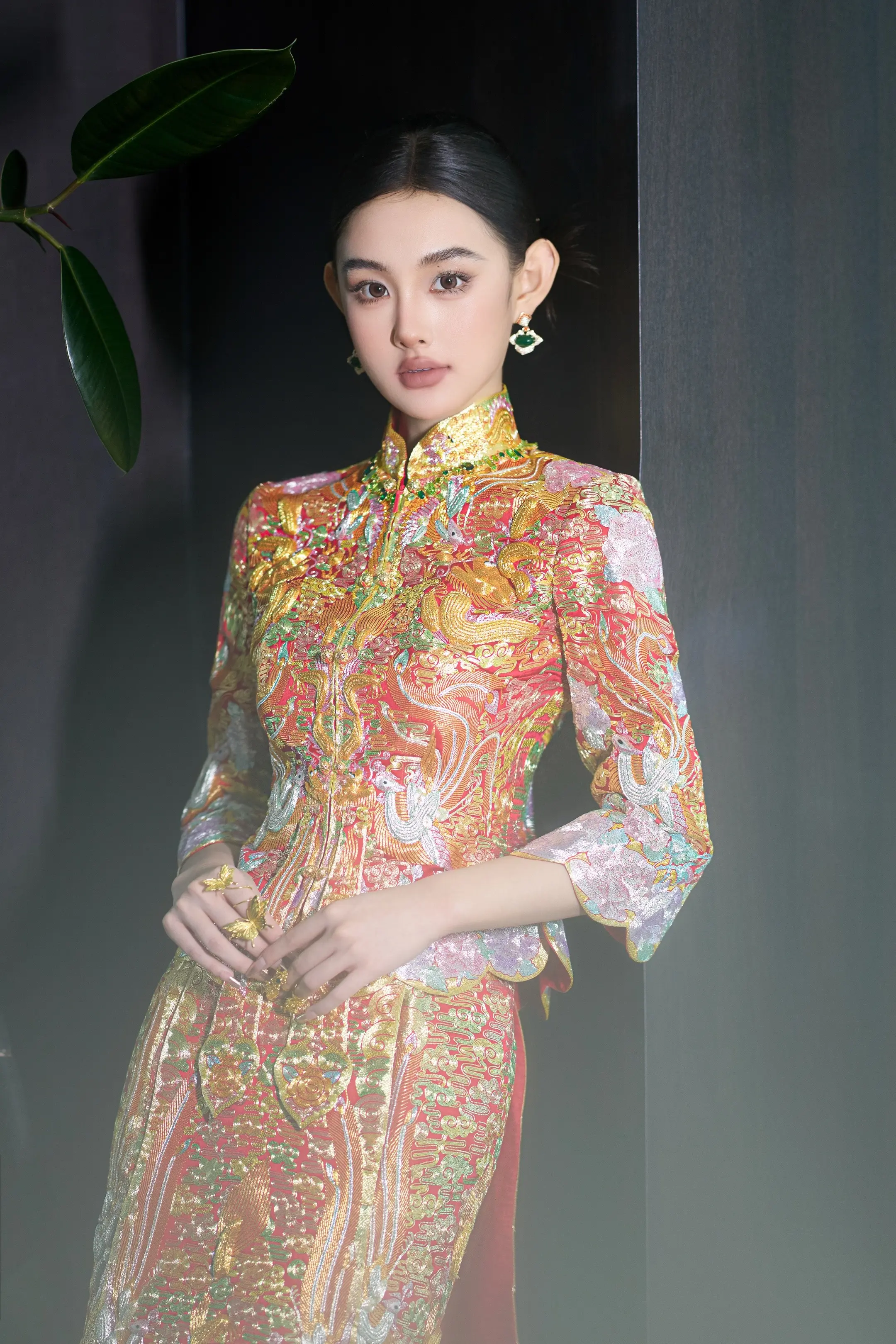 手绣真的绝美啊。