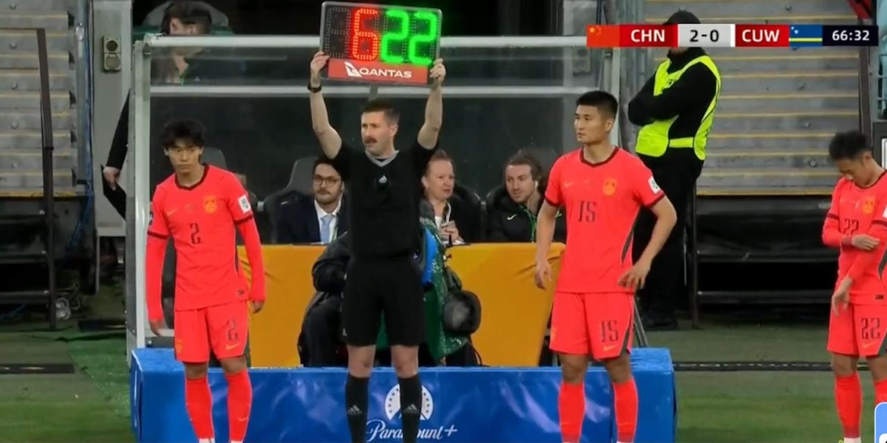 邵佳一有两把刷子！中国队2比0领先库拉索，邵佳一执教的中国队打出了血性，队员像打