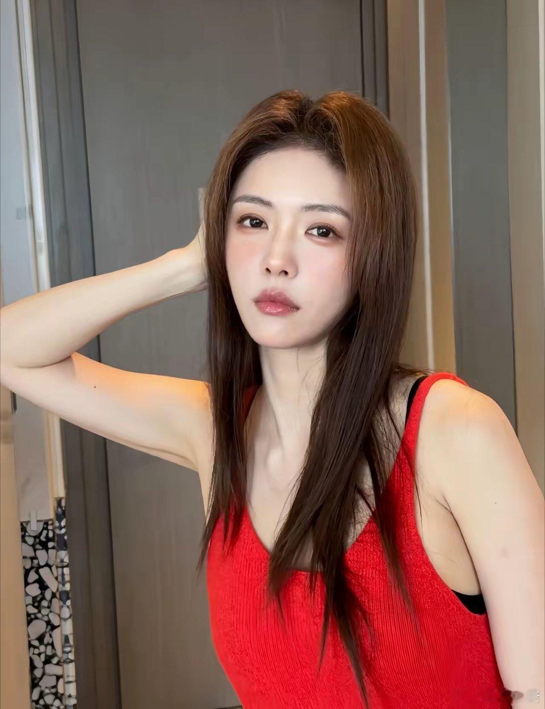 难得！终于有明星站出来了，蔡文静真的太勇了，算是第一个公开拒绝粉丝云包场的女明星