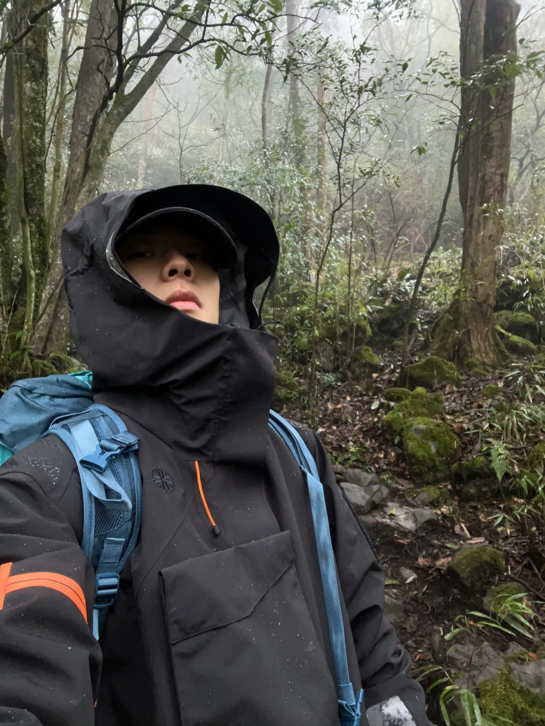 雨天徒步这种感觉太棒了吧！