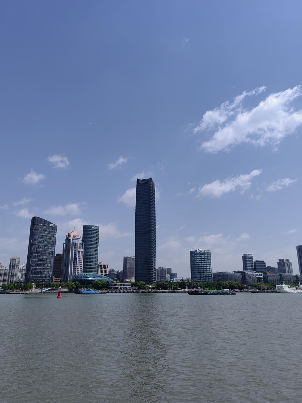 上海，为什么在世界上的影响力与引领力越来越大？

作为中国首个GDP突破5万亿元