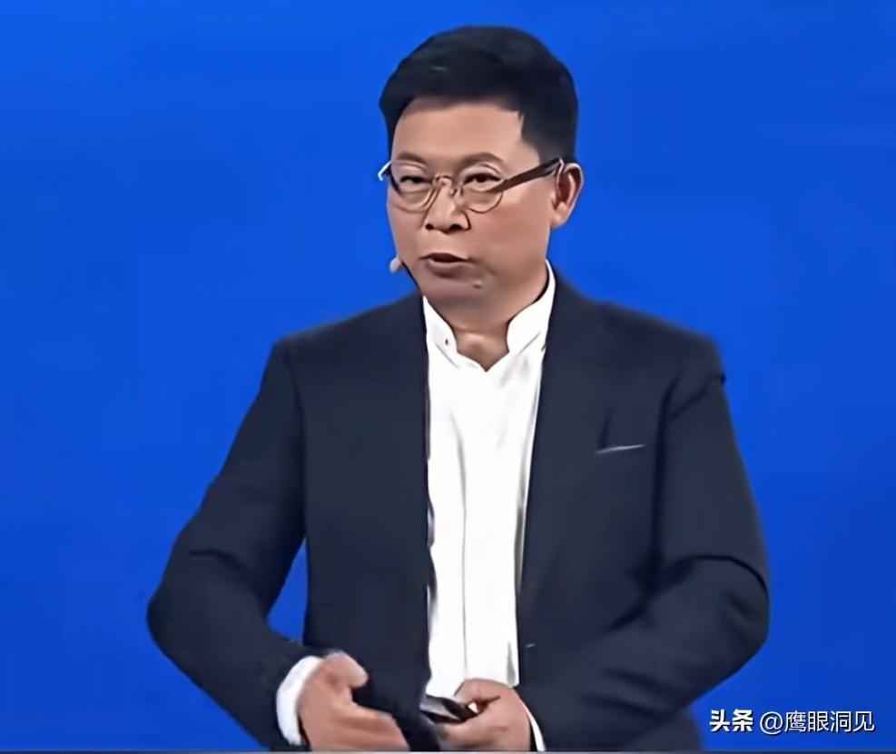 用户当面吐槽余承东：你们营销太差！买车附赠“智能司机”，居然不宣传
 

消息属