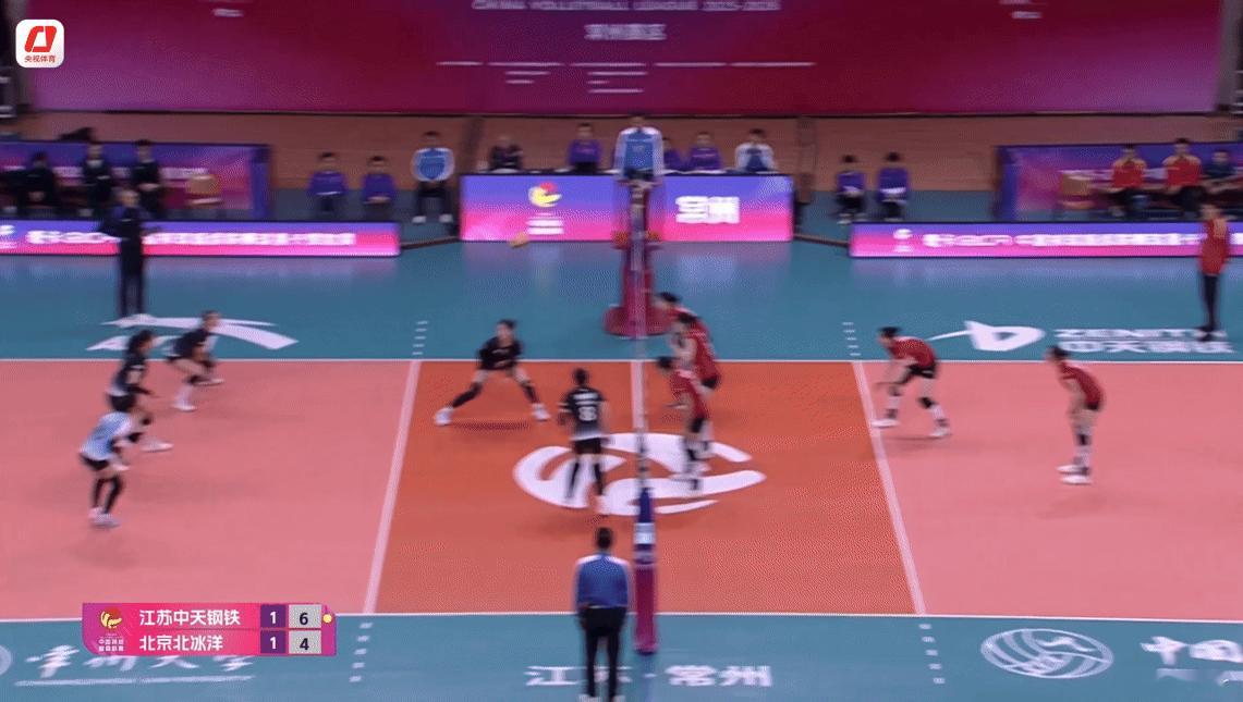 反复欣赏小郭防守