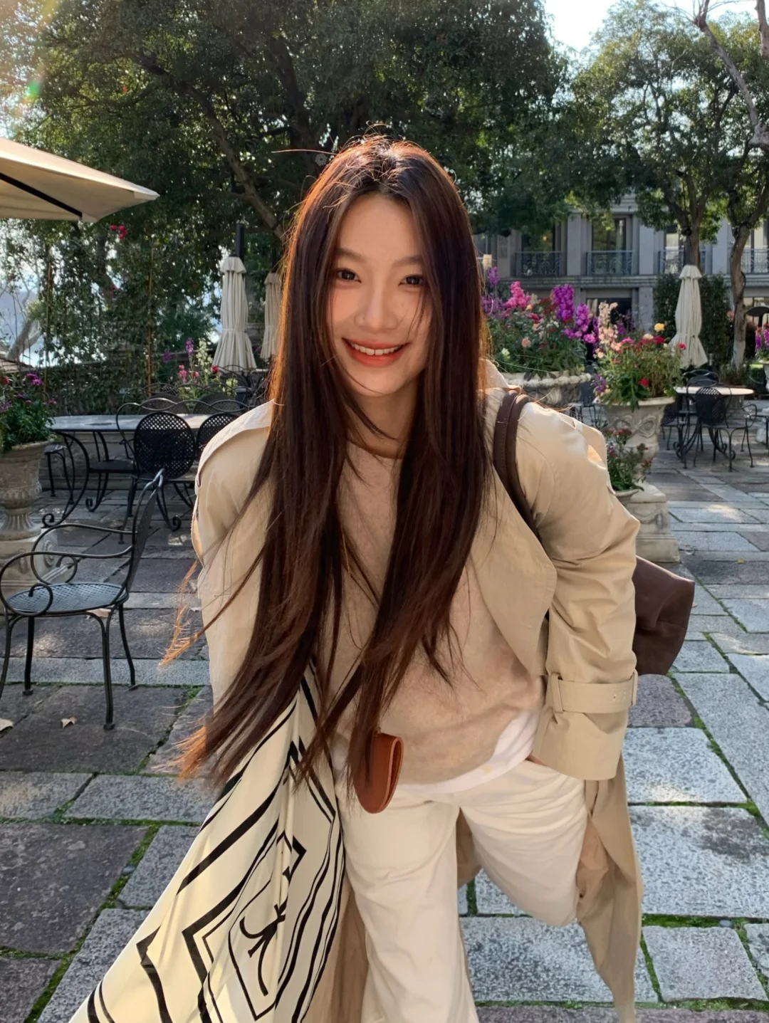 穿上风衣🧥开始期待春天了！