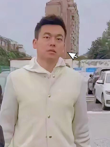 好消息来了，
​在重多网友的帮助下，
​上海君和律师事务所许晟骜真的辞职了！
可