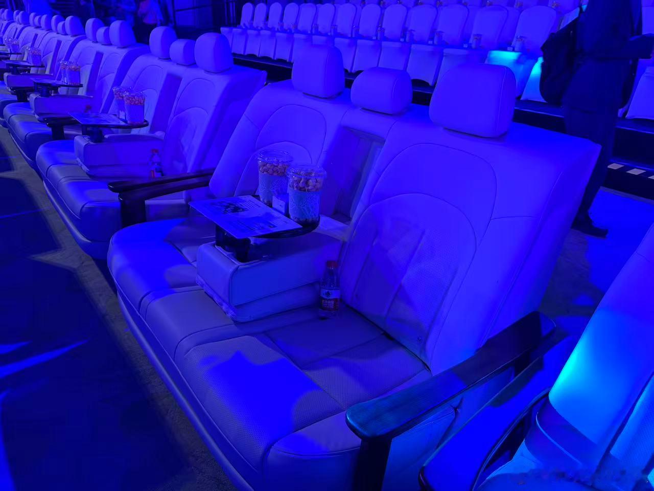 日产！你过分了这样开发布会 不会睡着吗🤦♂️ 