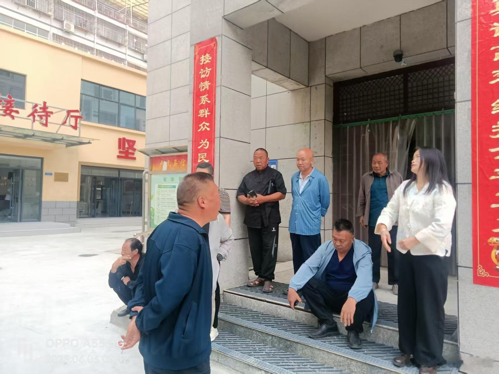 三门峡卢氏修路致多家施工企业濒临破产三门峡卢氏2017年“135”工程在推进公路