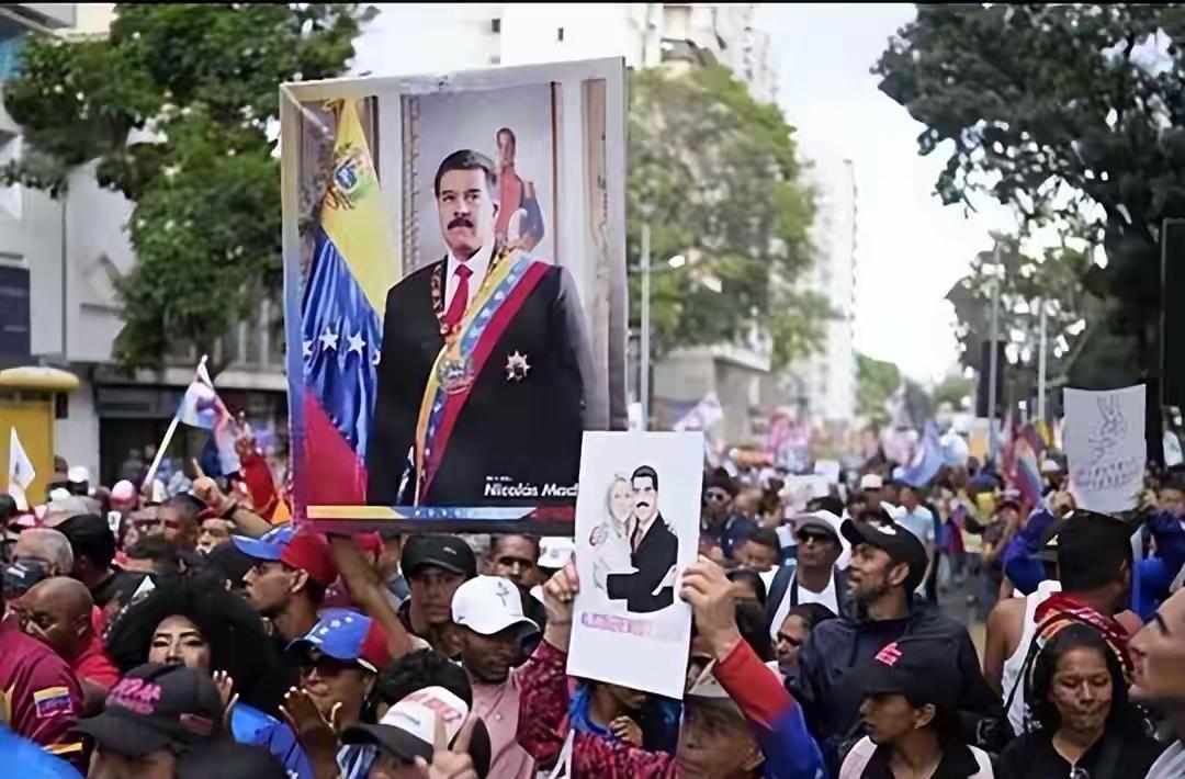 月薪0.28美元活不下去！委内瑞拉全国大罢工，民众直逼总统府讨活路

忍无可忍，