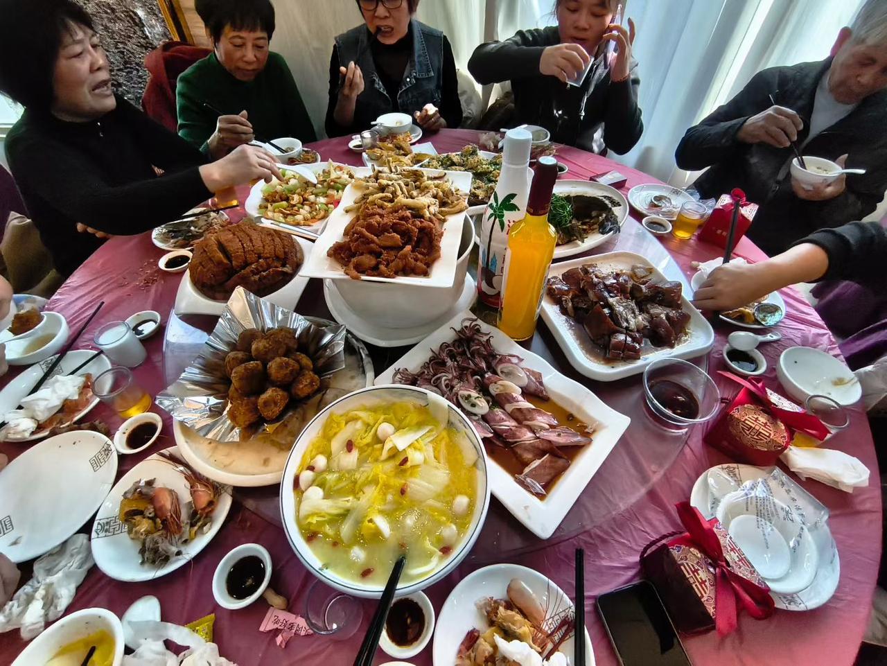 冬日生活打卡季 欢聚一堂，共享天伦。