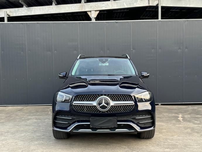 Mercedes-Benz 