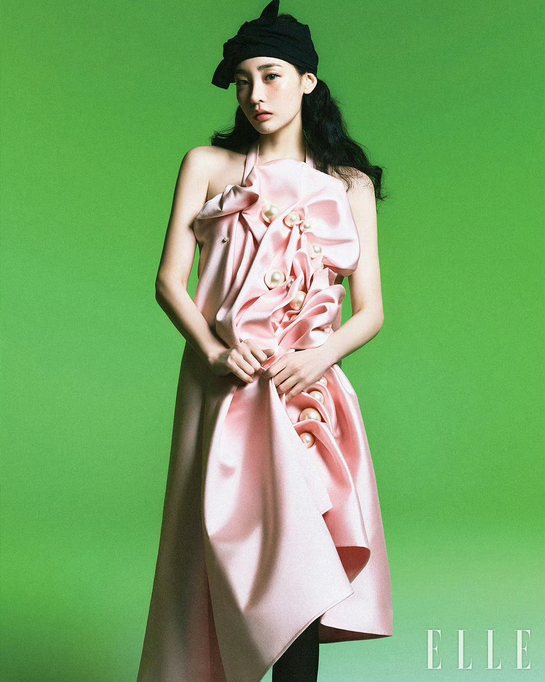 金敏荷｜ELLE KOREA July 2026.7月刊 摄影: Mok Jun