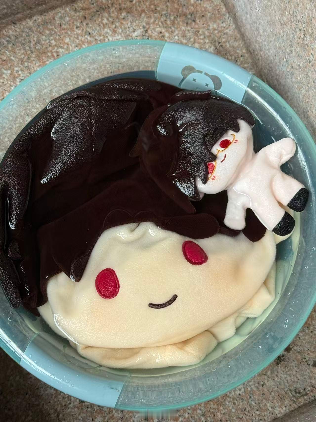 咕噜咕噜 