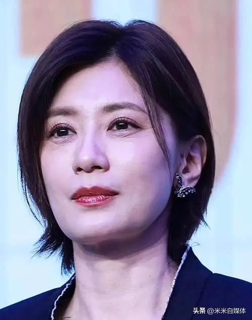 在传统观念里，重男轻女的思想犹如顽固的磐石，在贾静雯嫁入孙家的故事中体现得淋漓尽