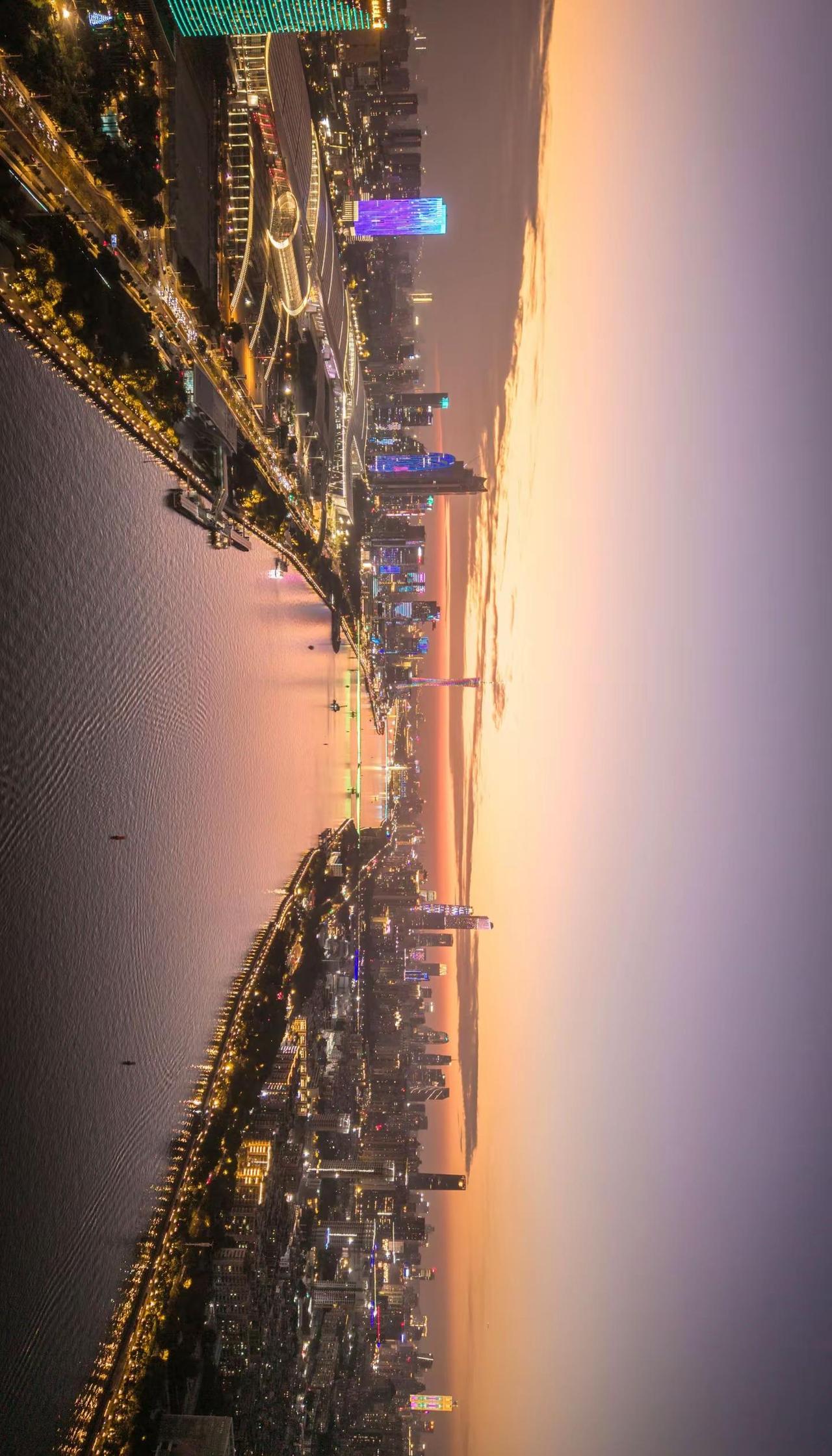 当你的IP变回广州时，我们在日落相见🌆珠江新城 日落 城市绝景 黄昏时分的城市