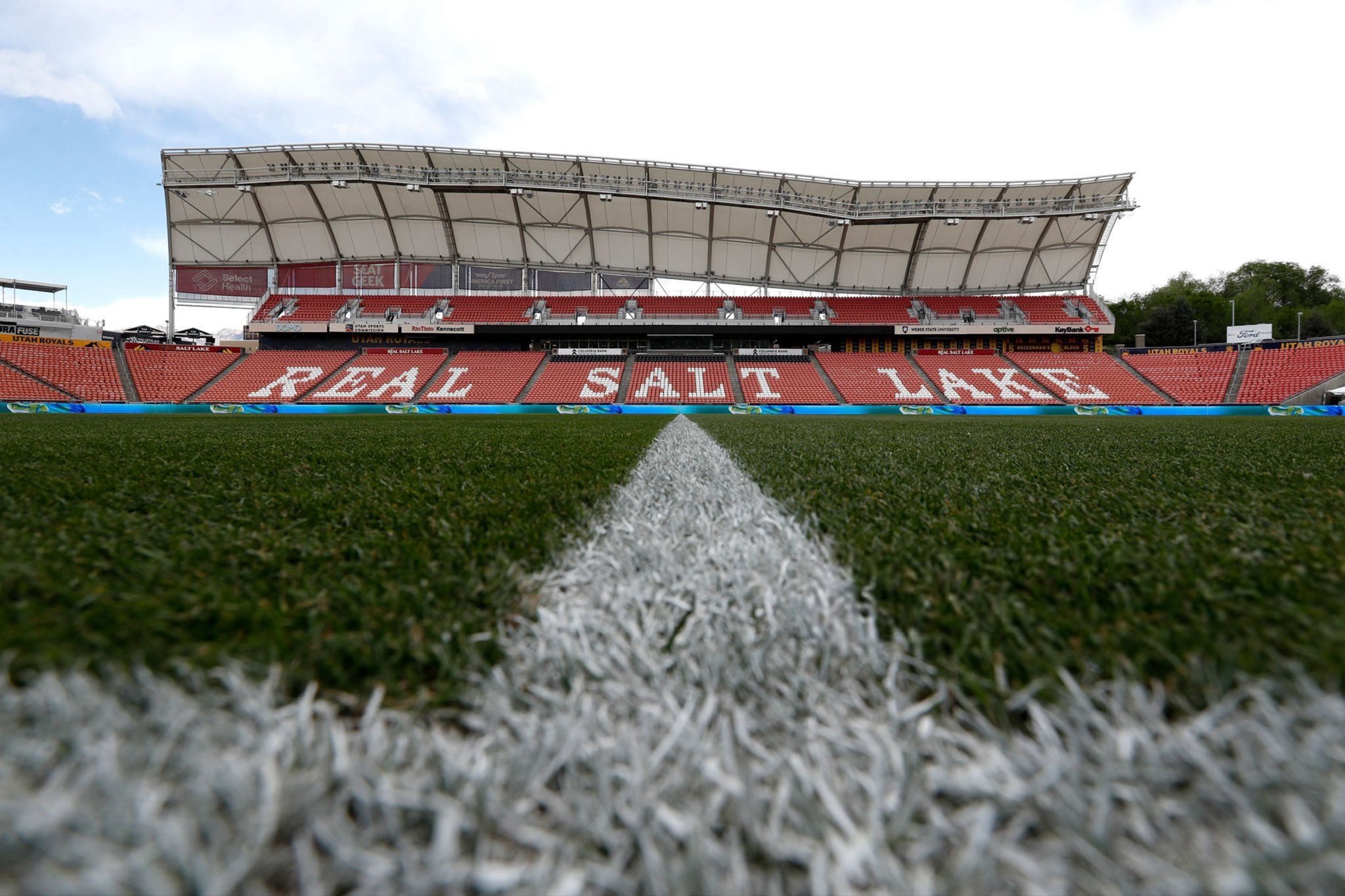 球场地面状况完美🏟️迈阿密国际皇家盐湖城vs迈阿密国际