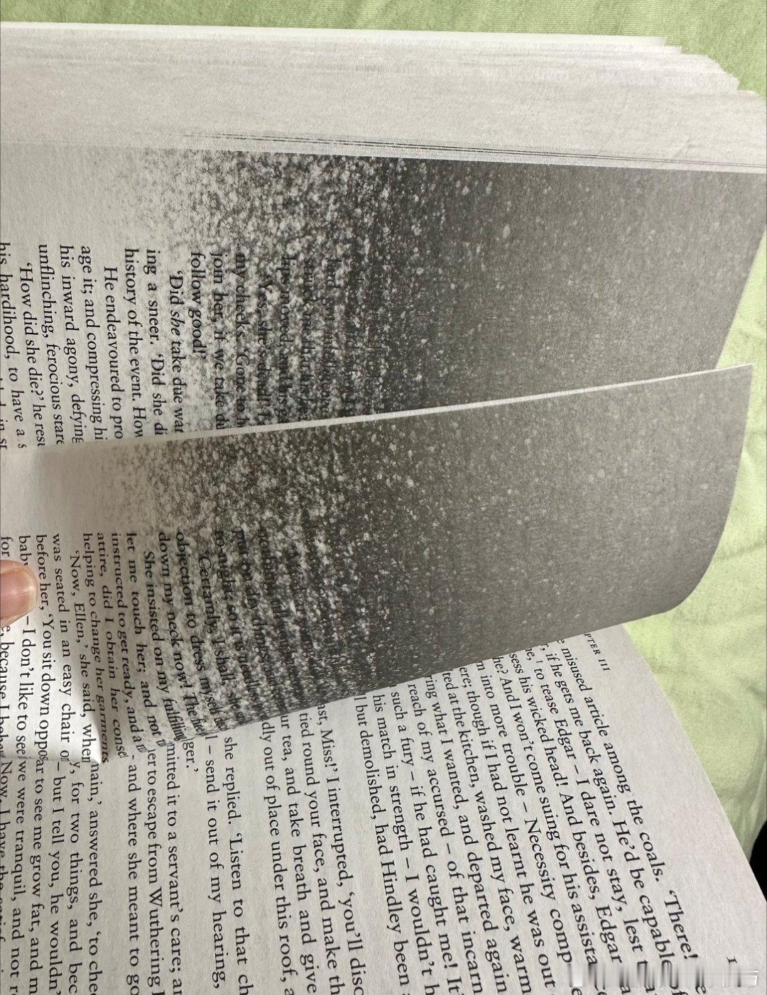 原来这就是知识的海洋是不是运输时候晃太厉害字撒了一页也可能这本书就是知识的海洋每