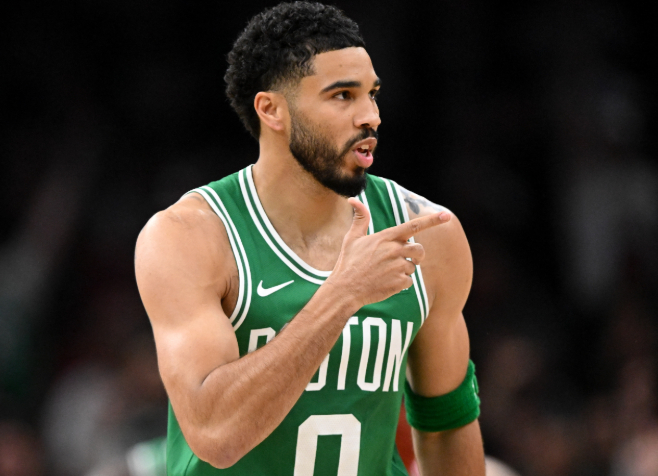 NBA季后赛首轮G3，凯尔特人108-100战胜76人。赛后，杰伦·布朗接受了采