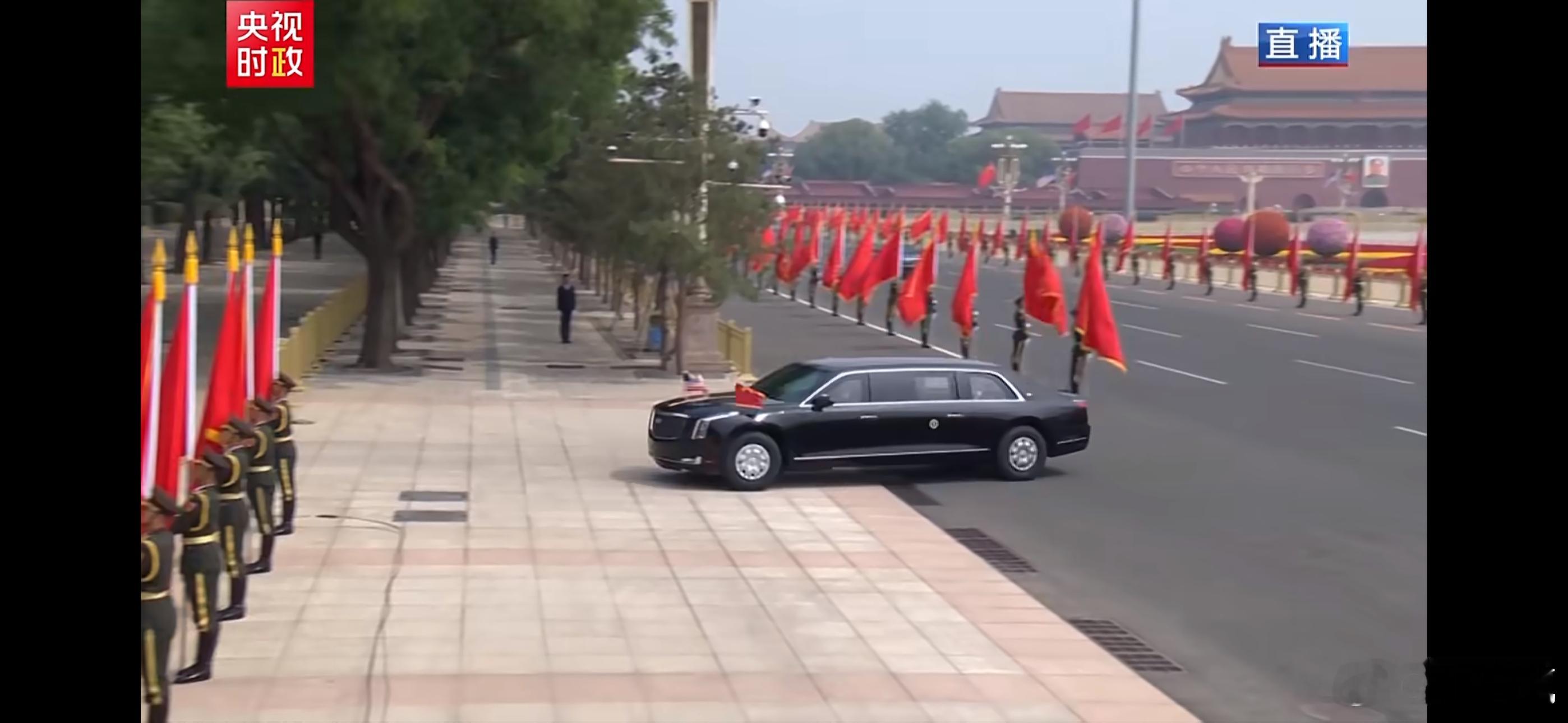 特朗普访华这次排面给的很足啊，空前盛大，相信特朗普心里应该是很高兴的。不过我觉得