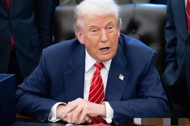 特朗普计划让中国数千架波音客机全部停飞。很多人还以为中美贸易战只是停留在关税阶段