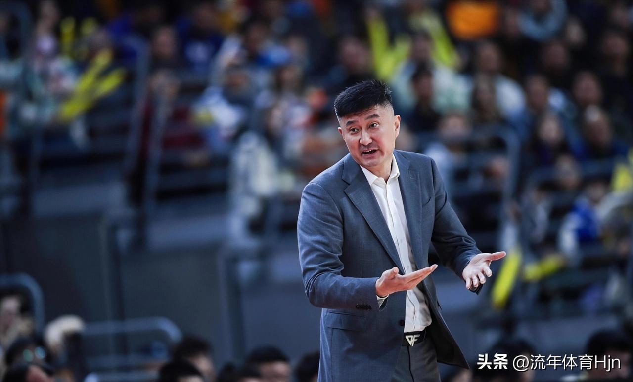 有点看不懂了！尽管广东男篮大胜四川男篮，还是想问问广东队主教练杜锋指导：

近期