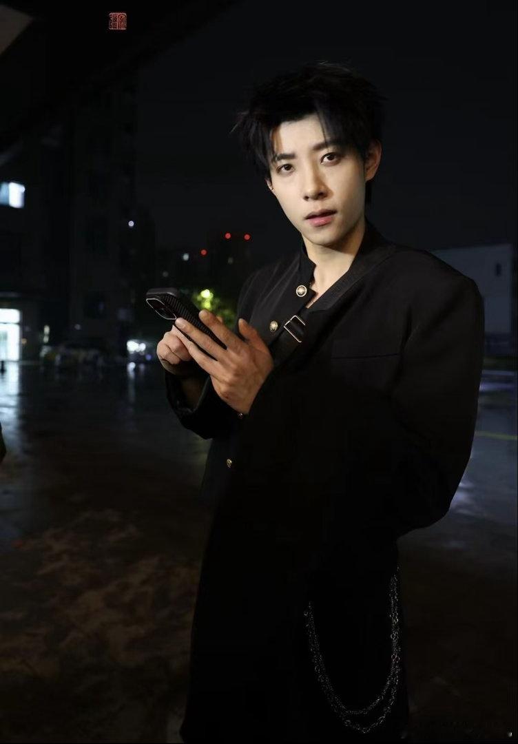 短国演员转型唱跳歌手 看到马小宇出现在音乐真人秀的名单里，第一反应是：走错片场了