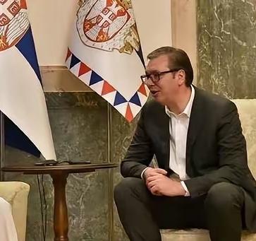 塞尔维亚总统武契奇碰上全家都要被暗杀的坏计划！歹徒打算把他8岁的小儿子直接害死，