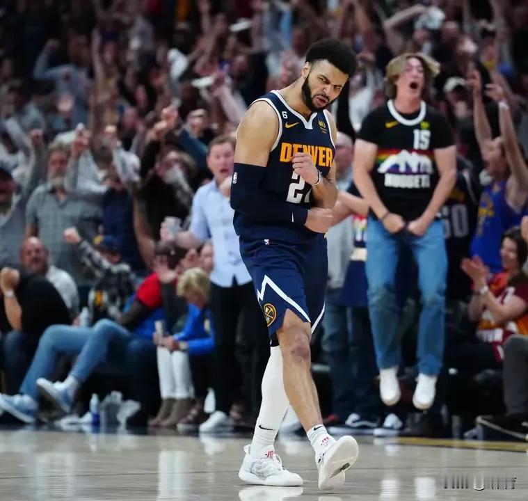 史上最大垃圾合同已诞生！NBA季前赛凯尔特人107-103险胜掘金，贾马尔穆雷延