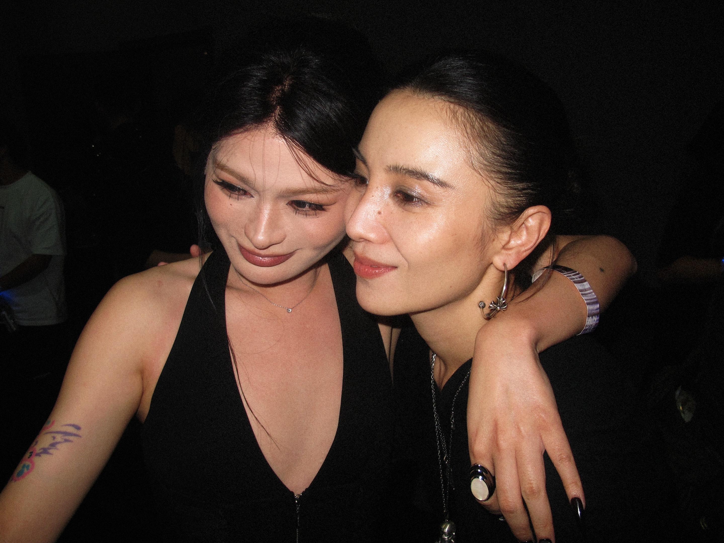 开心一夜❤️。