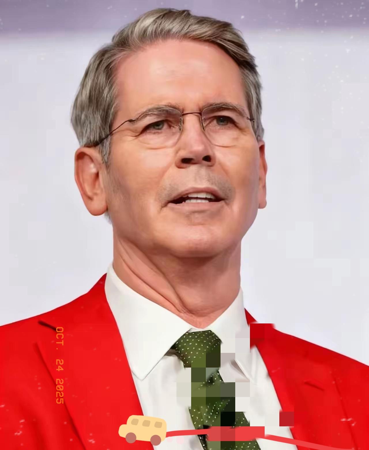 要论整治新加坡人，还得美国人来！美国教授到新加坡参加论坛，现场直言，除了中美之外