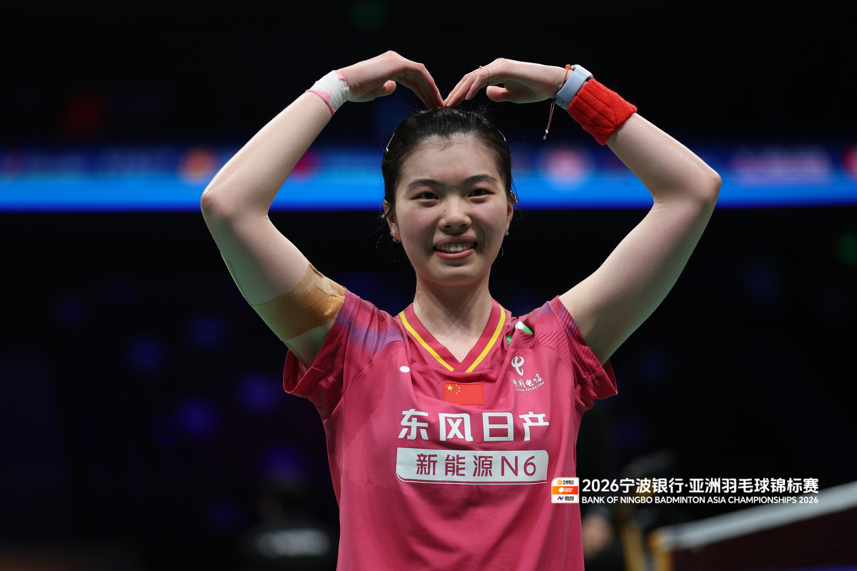 这两天的比赛小高每天都给现场观众送了整整一桶球，而且每一个都有自己签名🥹🥹?