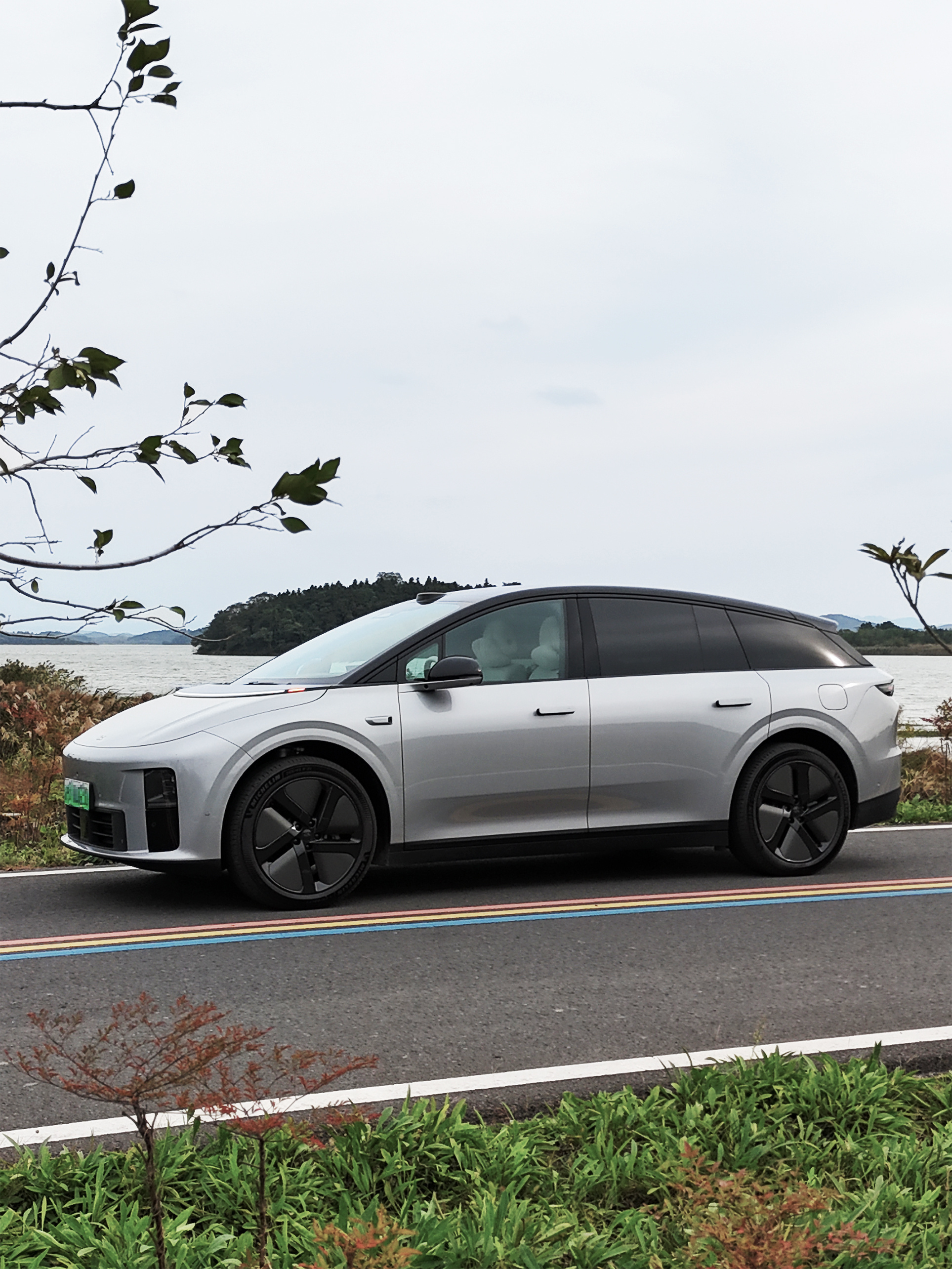 趁着最近闲下来了，前天开着理想i6去溧阳大溪水库骑行，发现原来它才是最适合我的户