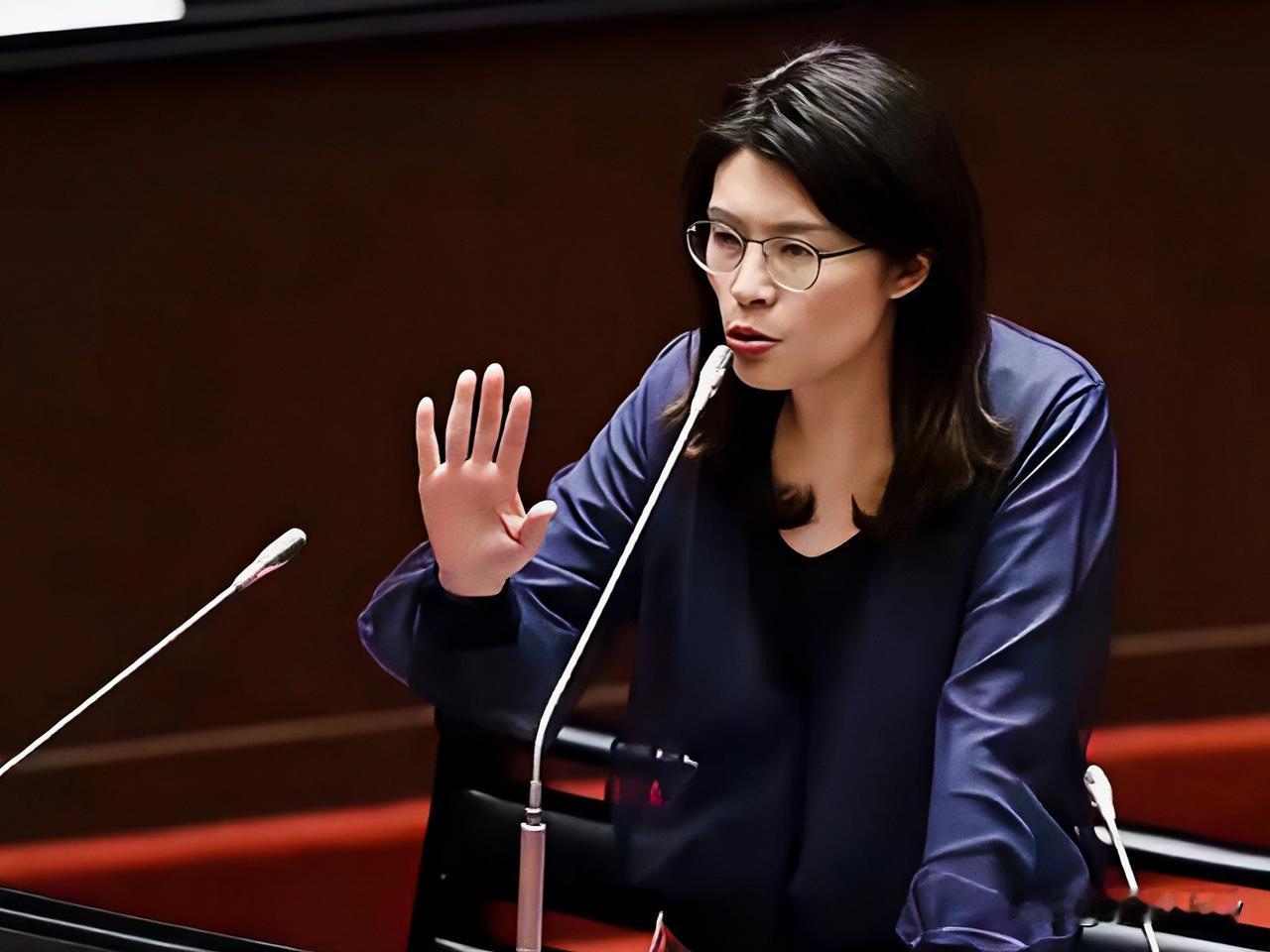 郑丽文的在围岛军演后的发言，是在2025年12月29日。

当天，中国人民解放军