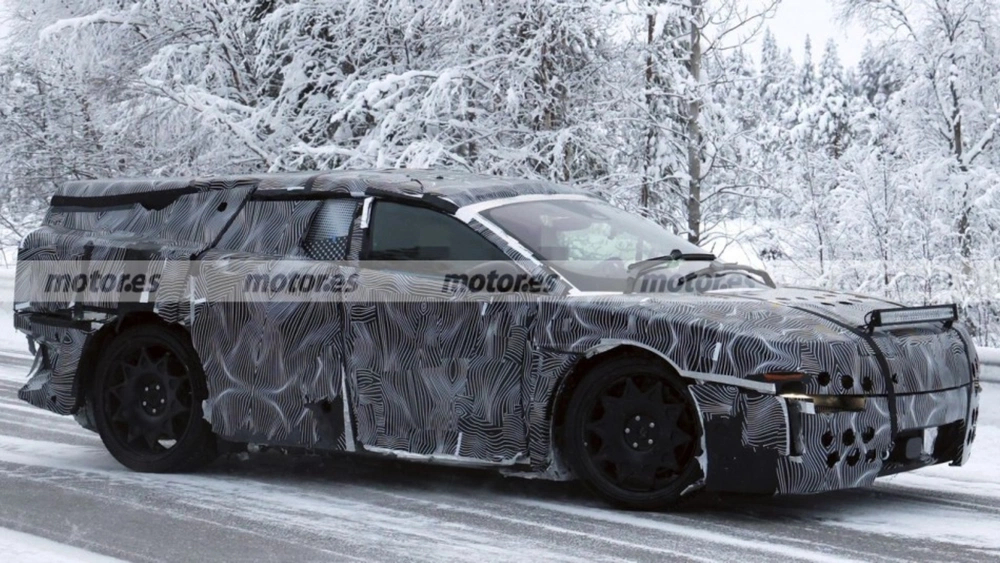 Ferrari Luce EV 瑞典冬测 