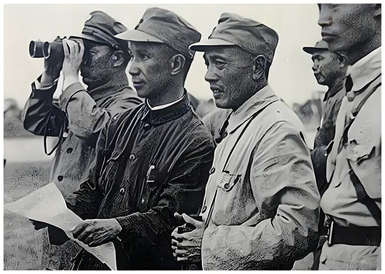 1948年4月，粟裕到西柏坡开会，会上粟裕建议在豫东打几个大仗，毛主席听后，问道