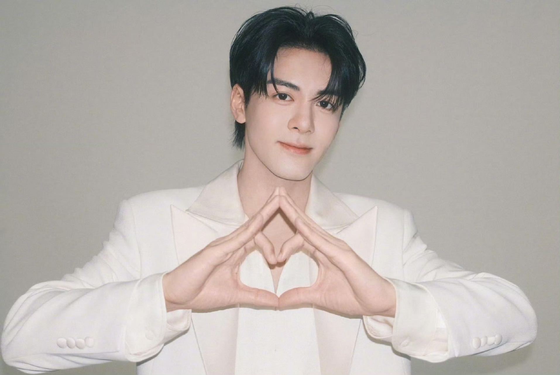 曾舜晞直播谈演员ai焦虑曾舜晞对表演真的好清醒，面对行业变化也会静下心来思考和自