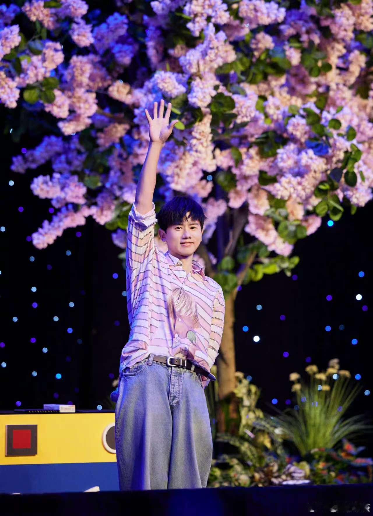 张杰第21年的签售会在路上张杰预告签售会张杰预告签售会，第21年的签售会在路上，