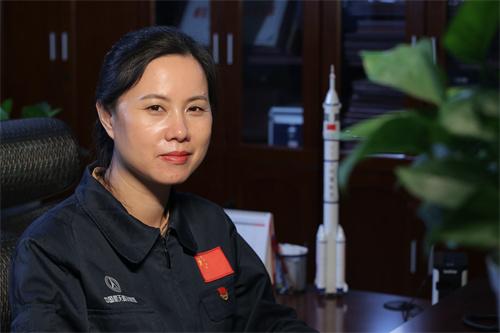 名字名为容易，航天之路从不容易！载人火箭首位女总师，守护神舟飞天坦途
 
容易，