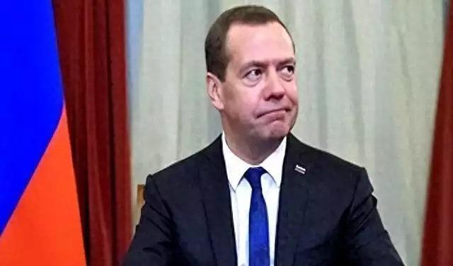 事态升级！梅德韦杰夫公然与普京唱反调，一番话更让中国寒心快资讯 网页链接