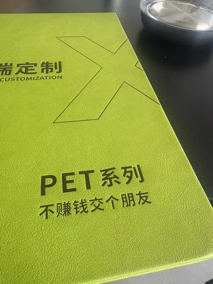 新的柜门色卡：不赚钱交个朋友老板，不赚钱的合作关系是不长久的 