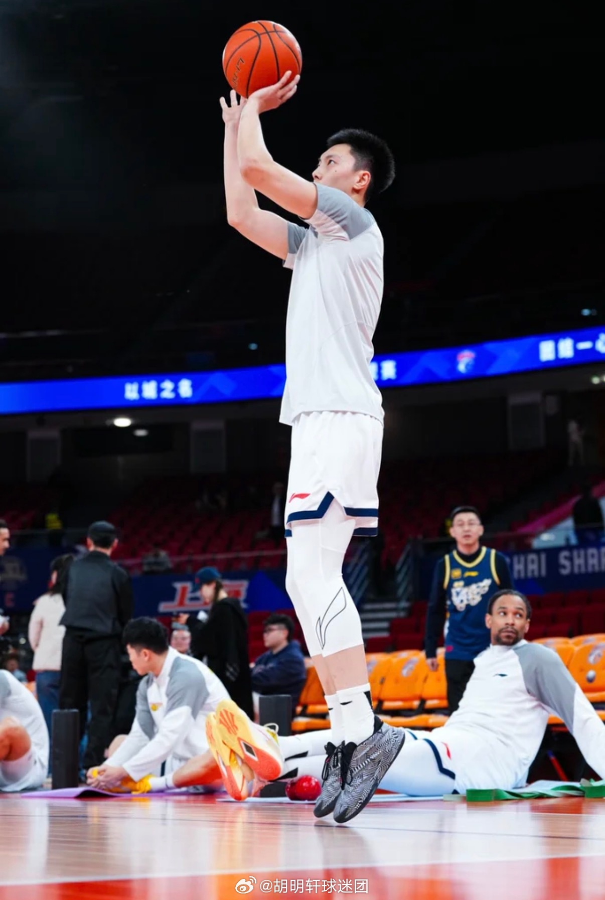 胡明轩上海男篮vs广东男篮 🏀CBA联赛25-26赛季常规赛第29轮⛹️   