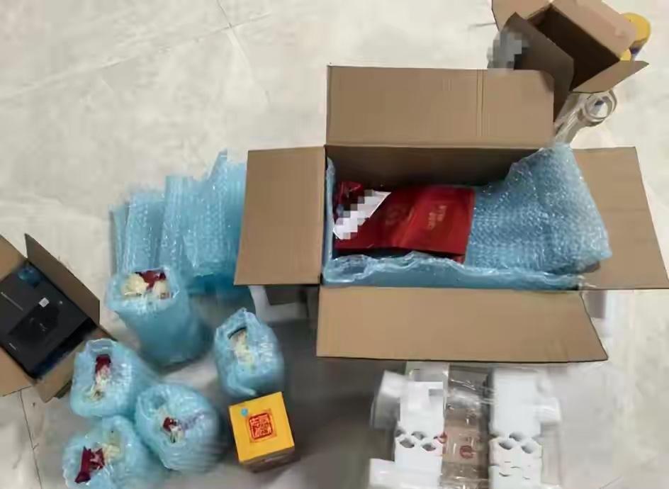 太惊险！杭州，一女子参加线上视频面试，对方全程正装、流程正规，看着毫无问题。可面