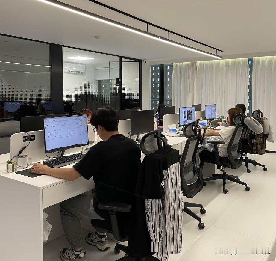 咱就说，公司让你当师傅带新人，是公司对你能力和人品的信任和肯定，可为啥很多人会很