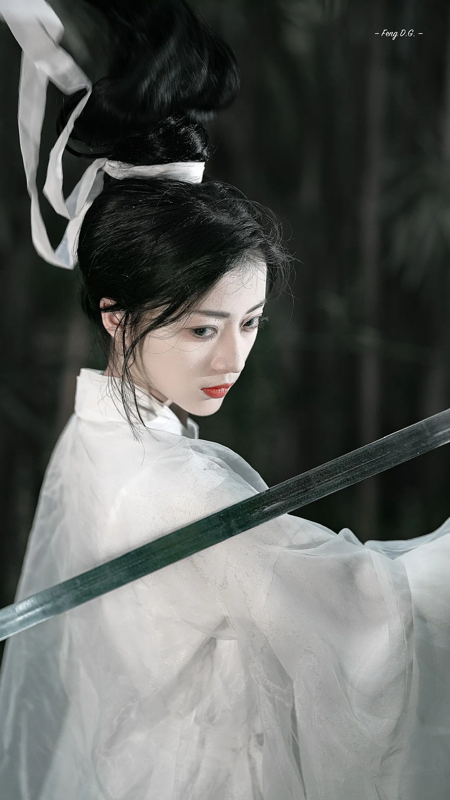 徒余留明月忆往昔，温酒会知音