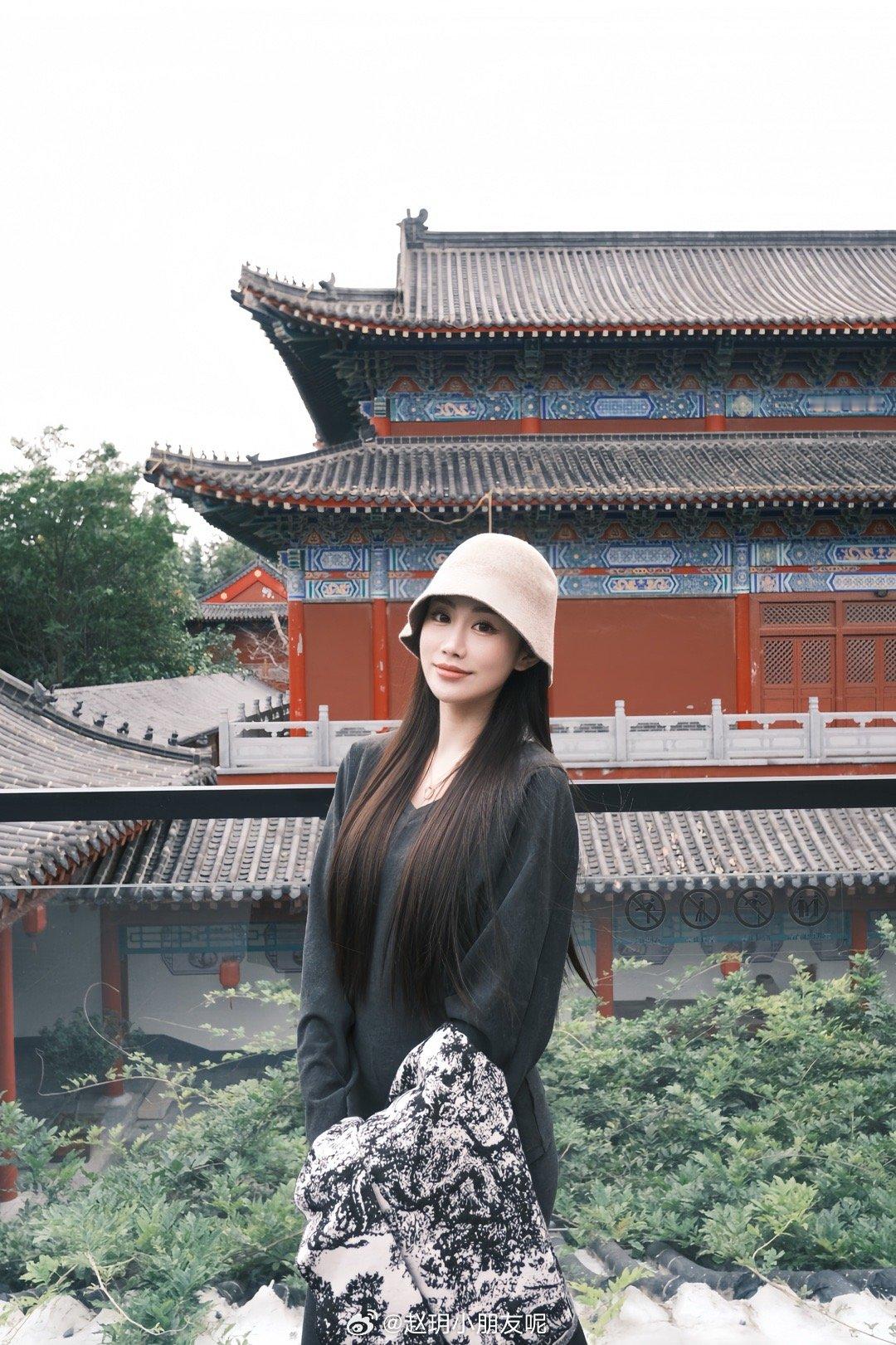 该吃吃该喝喝遇到大事不要慌  ​​​