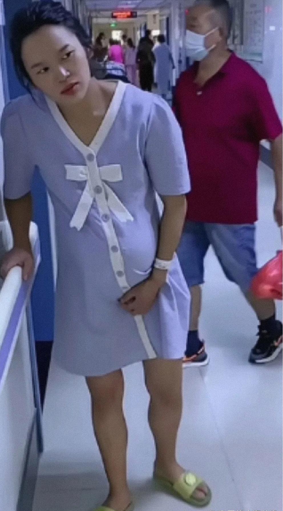 寒心了，女孩怀孕两个月了，男方把彩礼从26万降到8万，说没钱了，女孩说要去医院坠