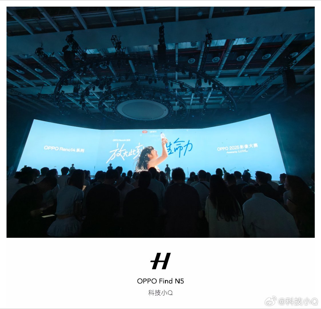 OPPO Reno14搭载天玑 8350 旗舰芯搭配旗舰同款的潮汐引擎，远超同档