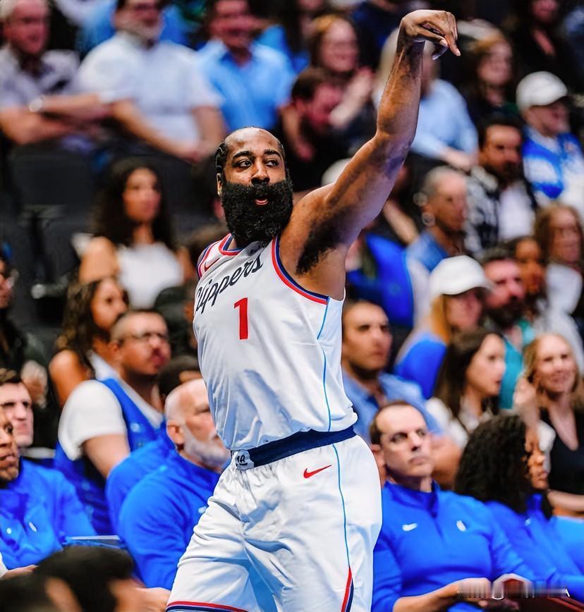 这是不是离麦迪时刻最近的一次？

19秒9分！哈登再次燃尽，空砍37分7篮板8助