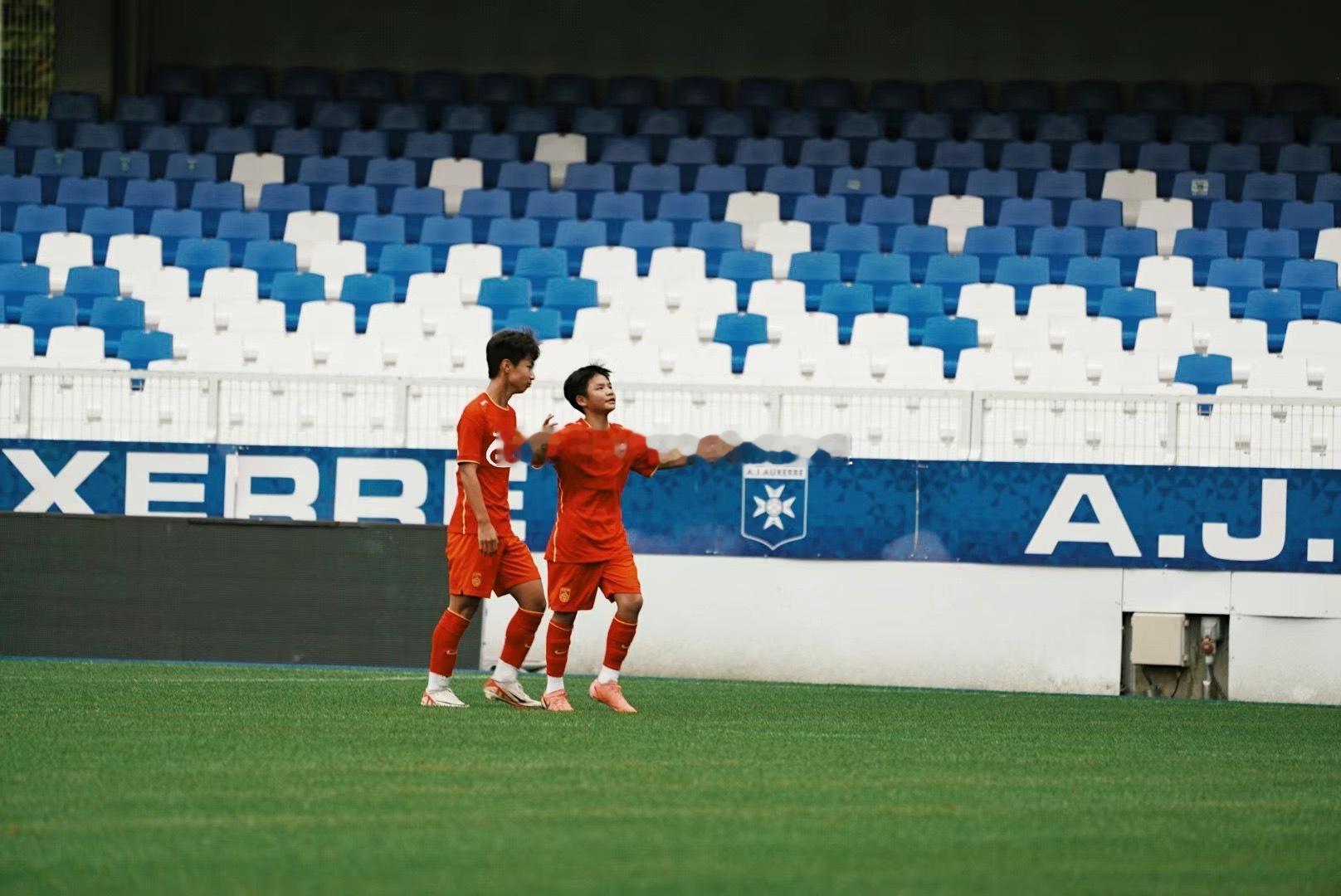 分享中国U14国少Vs欧塞尔 组图相较于对手，国少的技战术打法更加成熟，欧塞尔俱