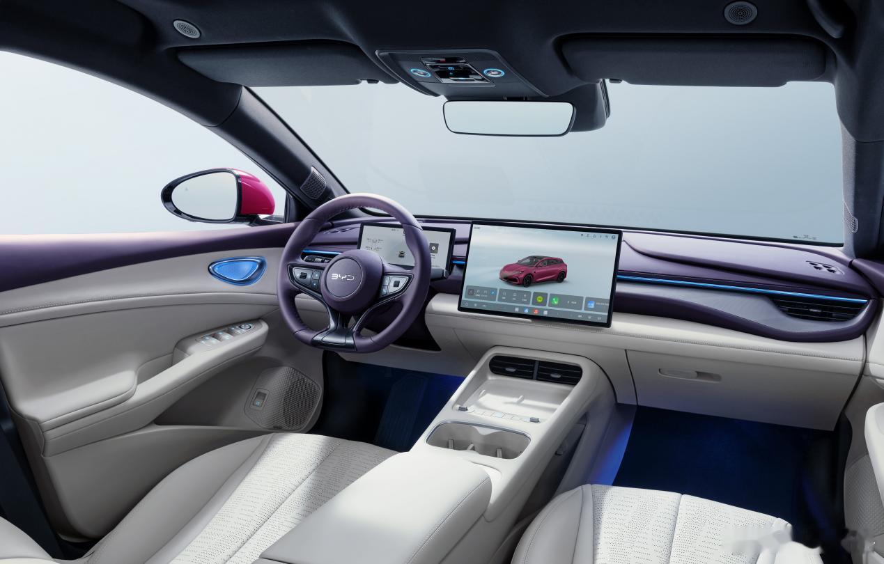 4月17日，“6出新主流”2026款海豹06GT&海豹06DM-i旅行版上市发布