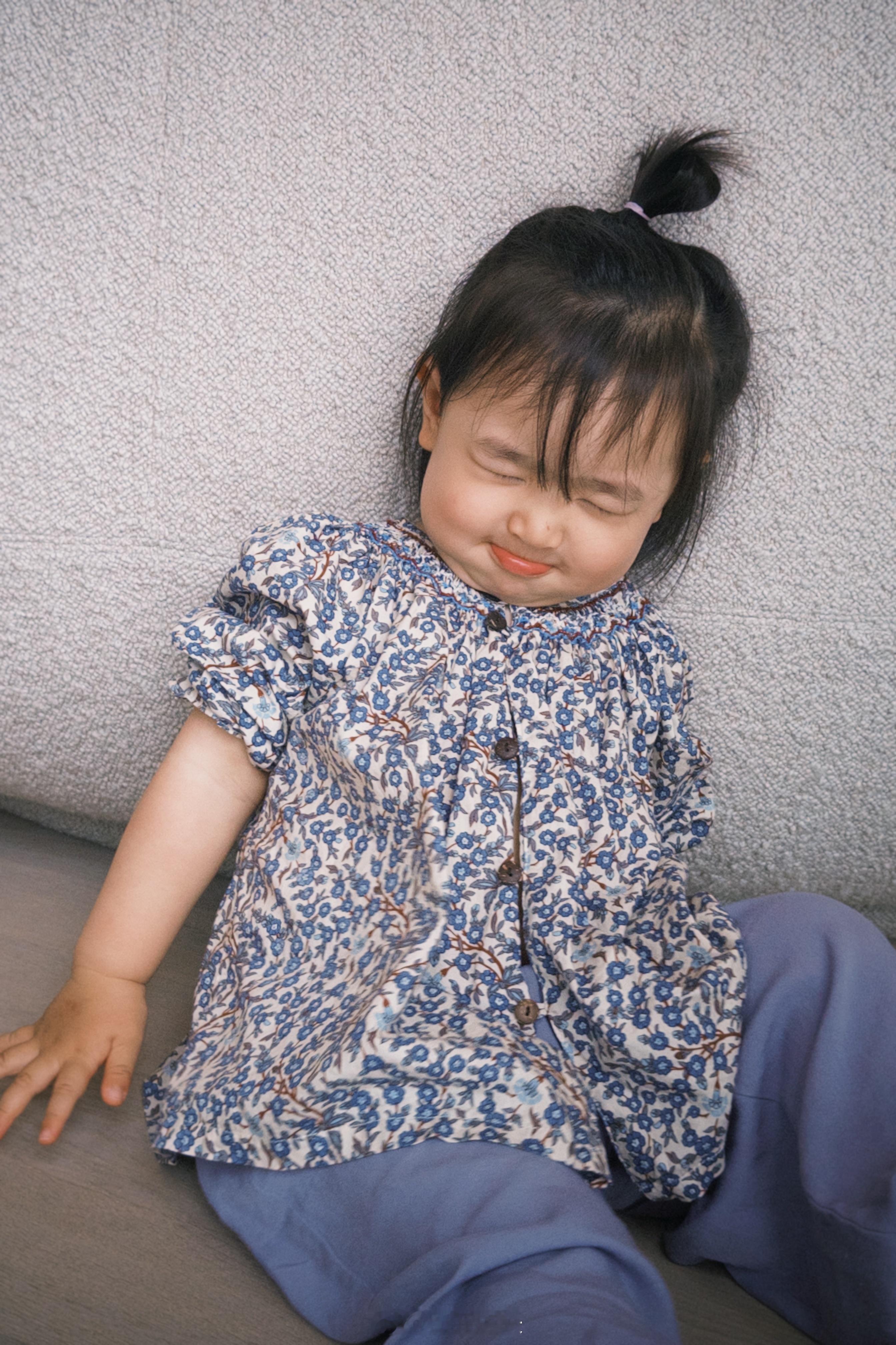 与妹妹玩乐间隙🩵💙🩵💙🩵 